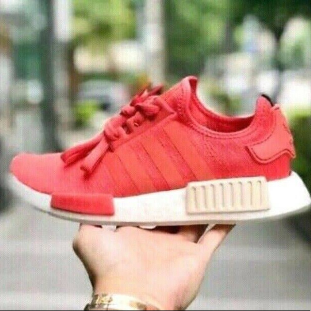 Never worn adidas nmd red coral size 6 women’s